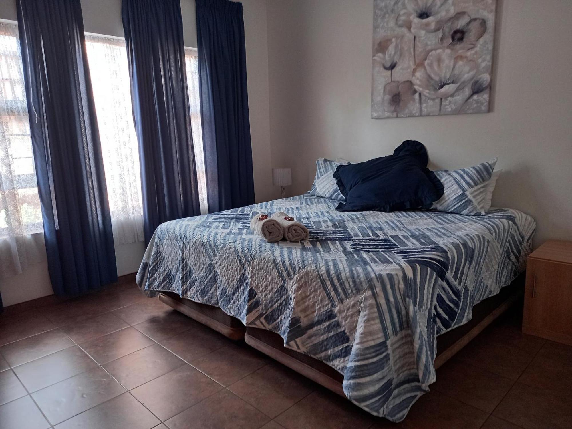 White Rose Guest House Vanderbijlpark Bilik gambar